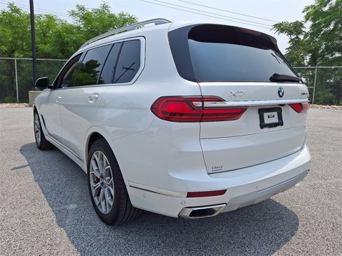 Used 2022 BMW X7 xDrive40i w/ Premium Package image 8
