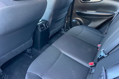 Used 2019 Nissan Rogue Sport S image 15