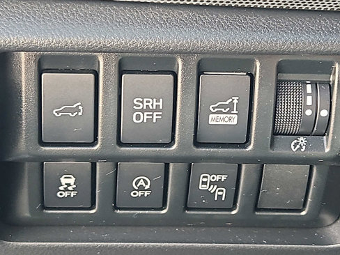 Used 2021 Subaru Forester Limited image 27