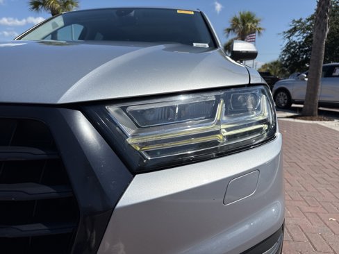 Used 2019 Audi Q7 3.0T Prestige w/ Prestige Package image 6