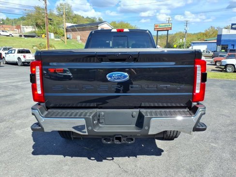 New 2026 Ford F350 4x4 Crew Cab Super Duty image 4