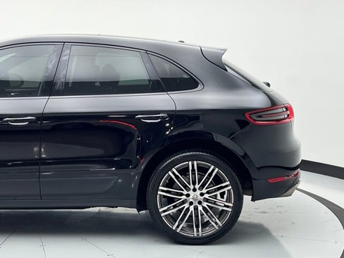 Used 2018 Porsche Macan S image 54
