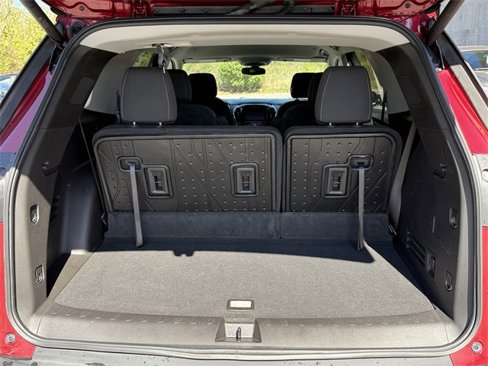 Used 2021 Chevrolet Traverse LT w/ LPO, Floor Liner Package image 7