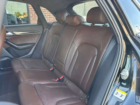 Used 2016 Audi Q3 2.0T Prestige w/ Prestige Package image 24