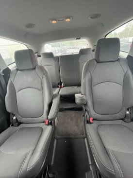 Used 2017 Chevrolet Traverse LT image 18