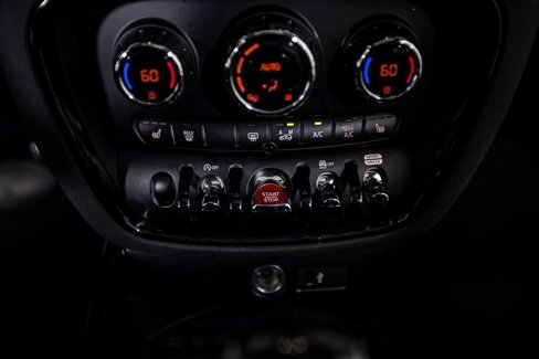 Used 2020 MINI Cooper Clubman S image 28