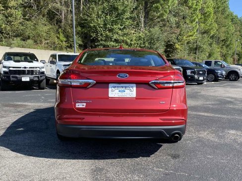 Used 2020 Ford Fusion SE image 5