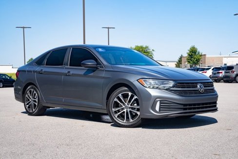 Certified 2023 Volkswagen Jetta Sport image 8