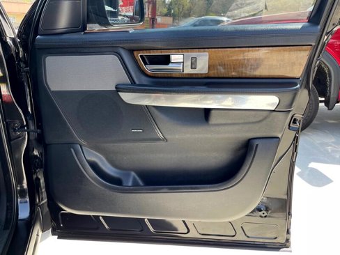 Used 2013 Land Rover Range Rover Sport HSE image 19