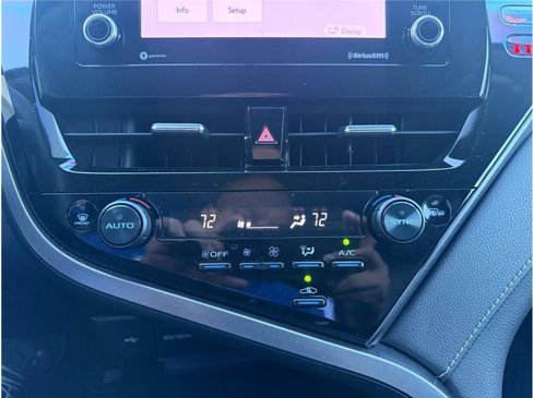 Used 2023 Toyota Camry SE image 19