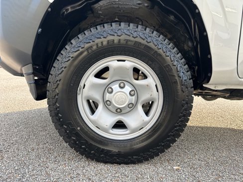 Used 2022 Toyota Tacoma SR image 42