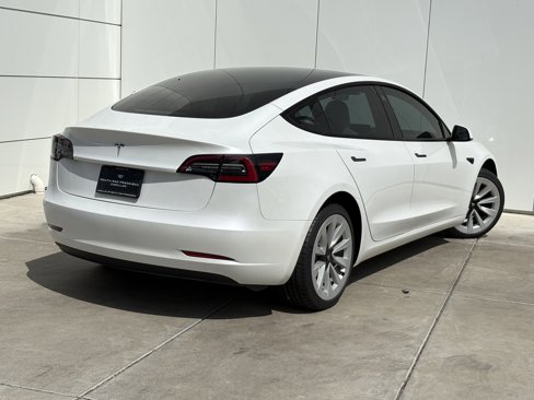 Used 2021 Tesla Model 3 Standard Range Plus image 7