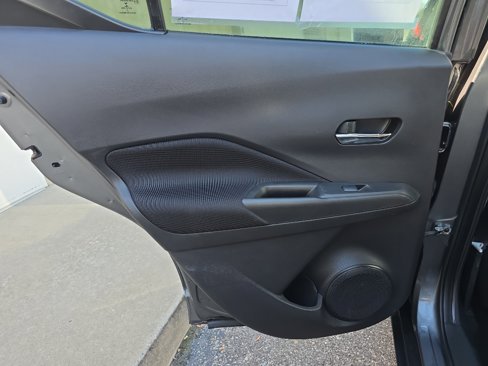 Used 2022 Nissan Kicks SV image 28