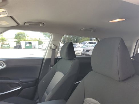 Used 2025 Kia Soul S image 16
