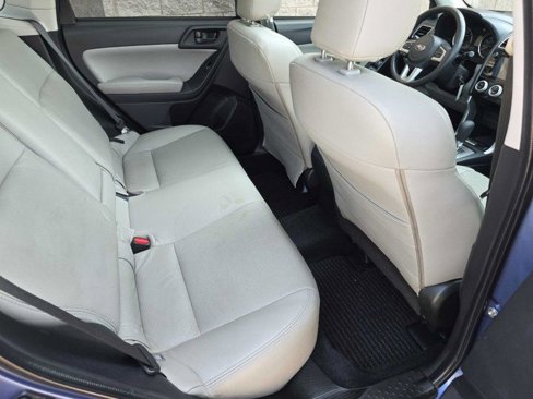 Used 2018 Subaru Forester 2.5i Premium w/ All-Weather Package image 9