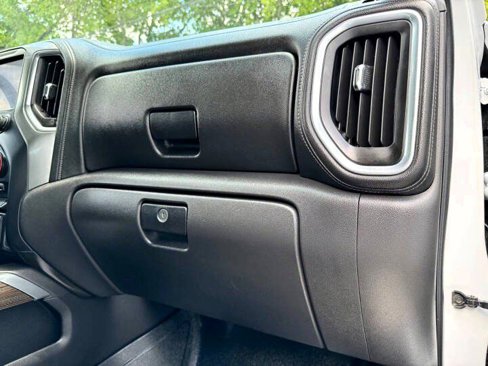 Used 2020 Chevrolet Silverado 1500 RST w/ Texas Edition image 18