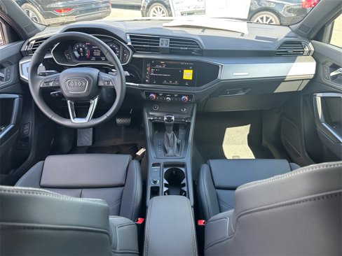 New 2025 Audi Q3 2.0T Premium image 11