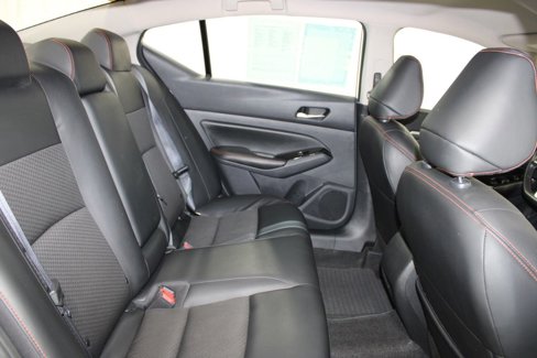 Used 2024 Nissan Altima 2.5 SR image 24