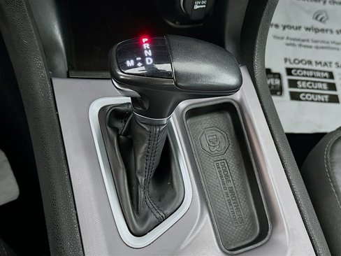 Used 2022 Dodge Charger SXT w/ Leather Interior Group image 16