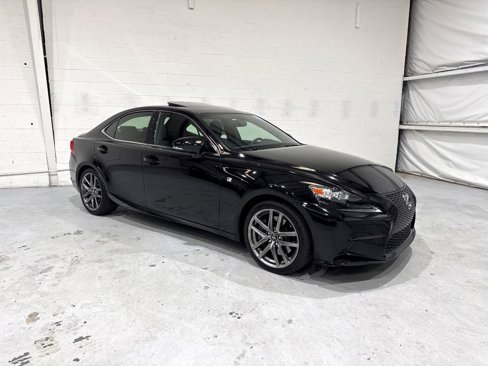 Used 2016 Lexus IS 200t image 4