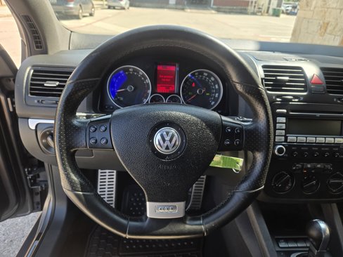 Used 2008 Volkswagen GTI 4-Door image 11