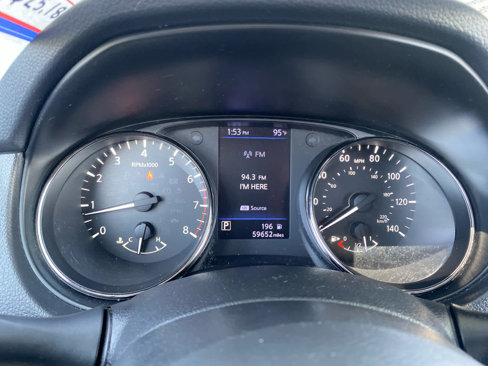 Used 2019 Nissan Rogue SV image 14