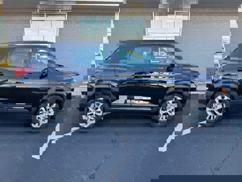 Used 2023 Chevrolet TrailBlazer LS image 5
