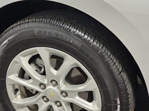 Used 2021 Chevrolet Equinox LT image 10