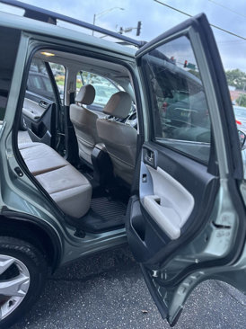 Used 2014 Subaru Forester 2.5i Limited image 13