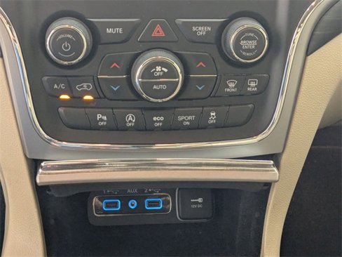 Certified 2021 Jeep Grand Cherokee Laredo image 21