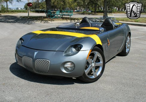 Used 2006 Pontiac Solstice Convertible w/ Premium Package image 5