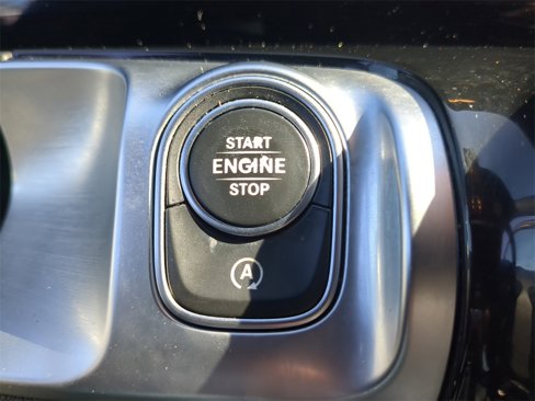 Used 2021 Mercedes-Benz GLB 250 w/ Premium Package image 31