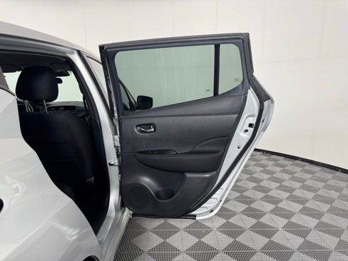 Used 2022 Nissan Leaf SV image 31
