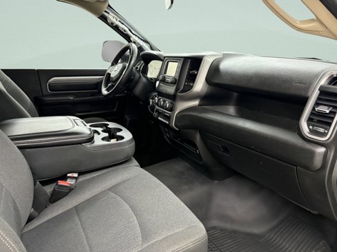 Used 2019 RAM 3500 Tradesman image 15