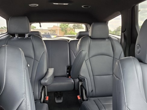 Used 2024 Buick Enclave Premium image 30