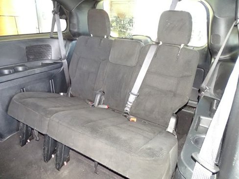 Used 2017 Dodge Grand Caravan SE image 7