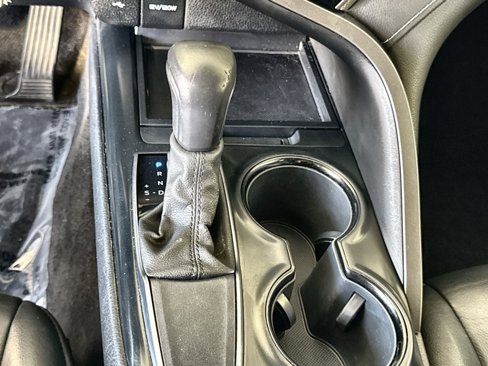 Used 2020 Toyota Camry SE image 21