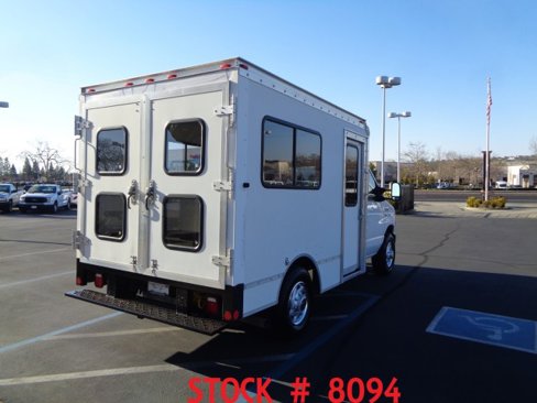 Used 2015 Ford E-350 and Econoline 350 Super Duty image 8