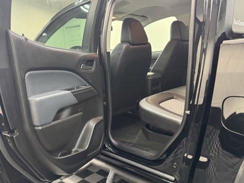 Used 2018 Chevrolet Colorado Z71 image 27