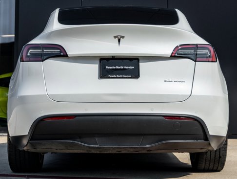 Used 2021 Tesla Model Y Long Range image 7