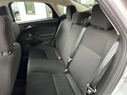Used 2016 Ford Focus SE image 12