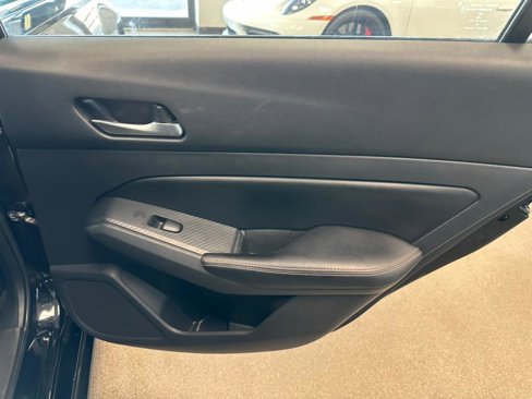 Used 2022 Nissan Altima 2.5 SR image 23
