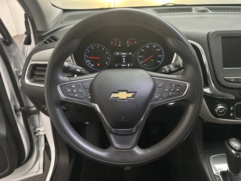 Used 2020 Chevrolet Equinox LS image 23