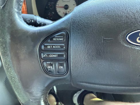 Used 2007 Ford F250 4x4 Crew Cab Super Duty image 28