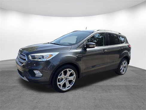 Used 2018 Ford Escape Titanium image 2