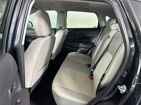 Used 2015 Mitsubishi Outlander Sport SE image 25