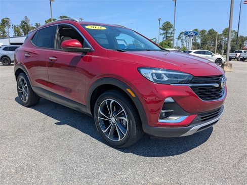 Used 2021 Buick Encore GX Essence w/ Advanced Technology Package image 2