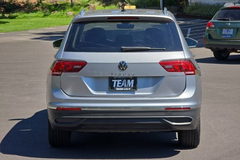 Used 2022 Volkswagen Tiguan SE image 5