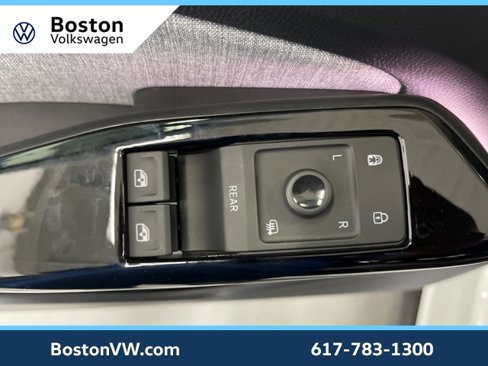 Used 2023 Volkswagen ID.4 Pro image 27