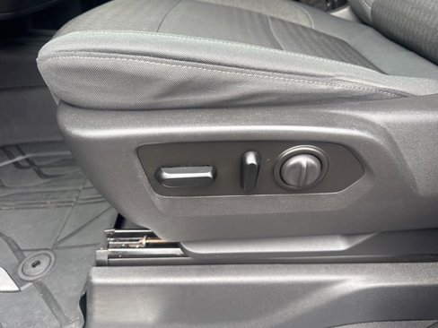Used 2019 Chevrolet Silverado 1500 LT Trail Boss w/ Convenience Package image 10